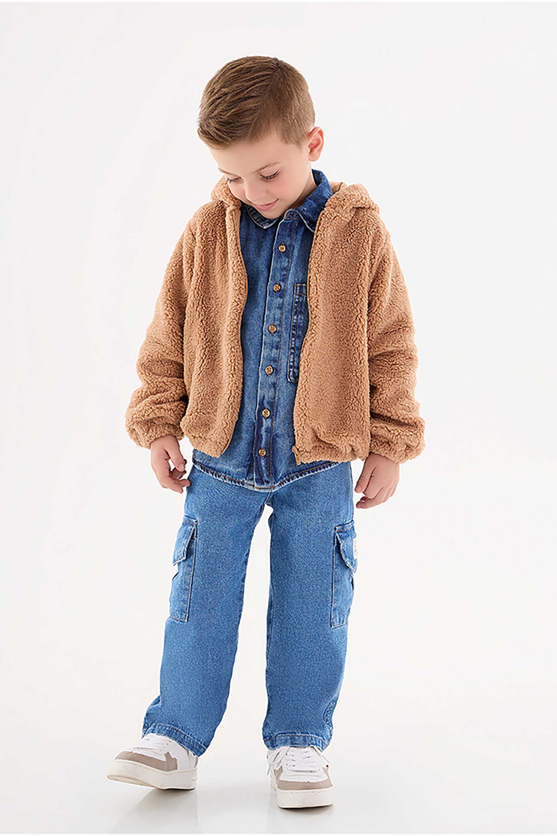 Jaqueta Infantil em Pelo e Forro Malha Marrom